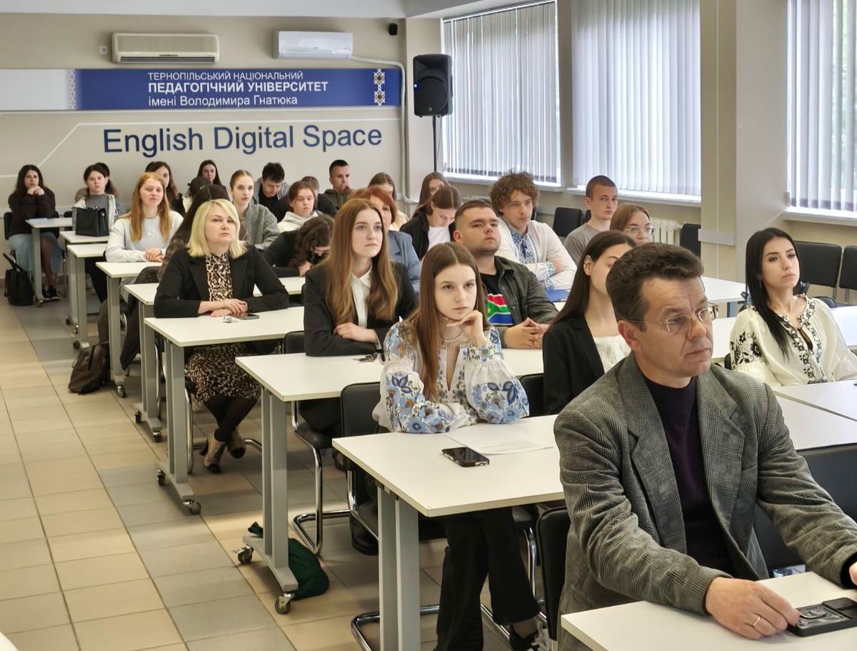 Учасники зустрічі.jpg